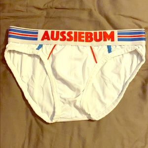 Aussiebum GridFit briefs